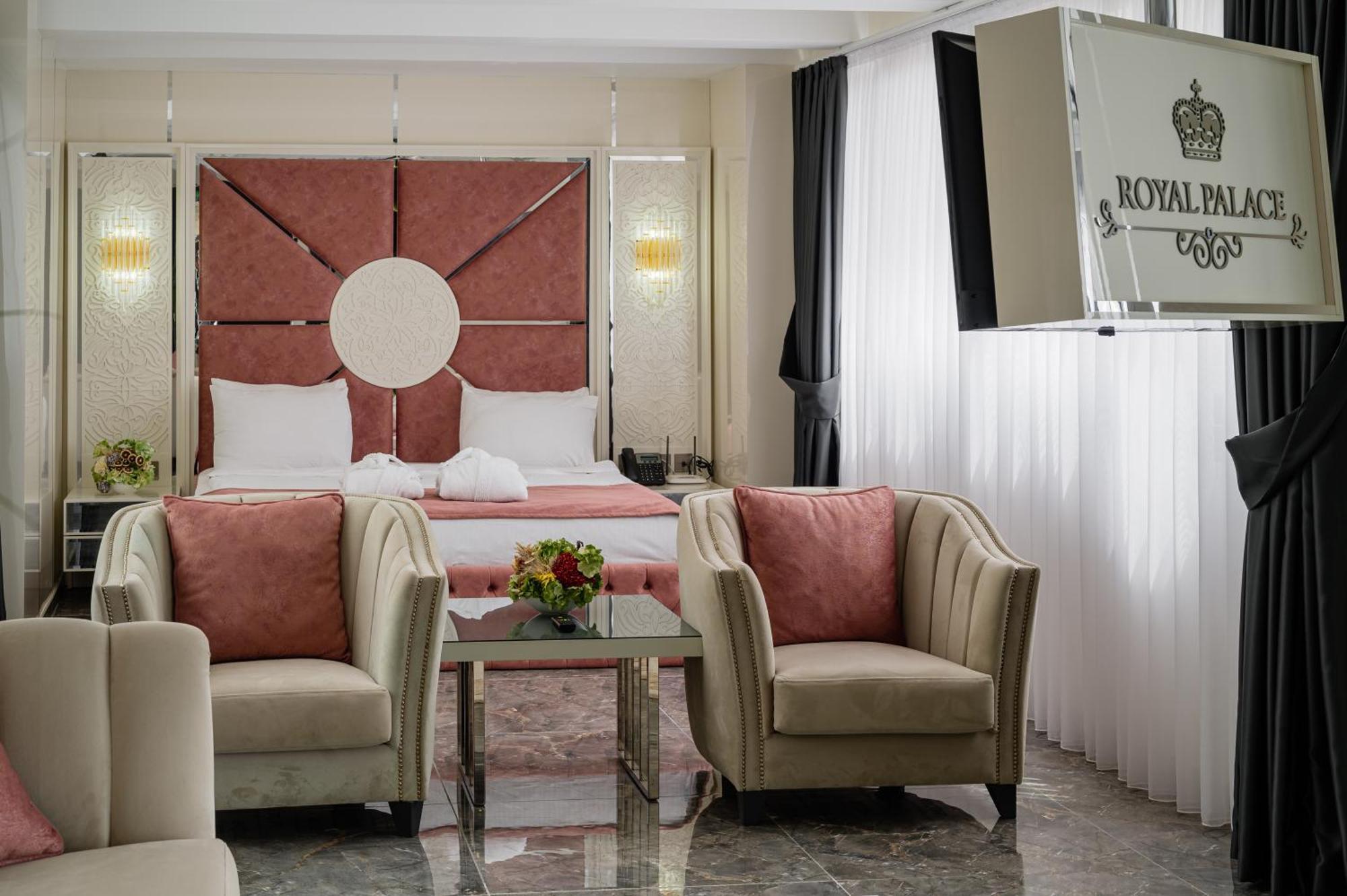 Hotel Royal Palace 3*